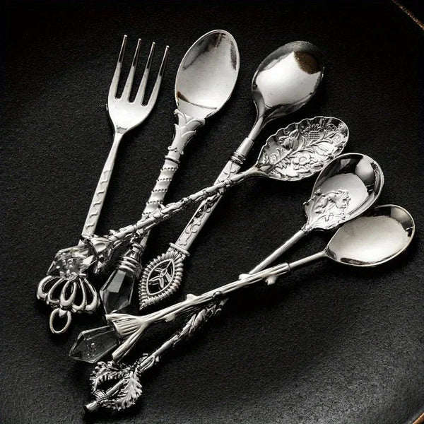6pcs Vintage Royal Gold Carved Spoon & Fork Set – Coffee, Tea, Dessert & Fruit Cutlery Set