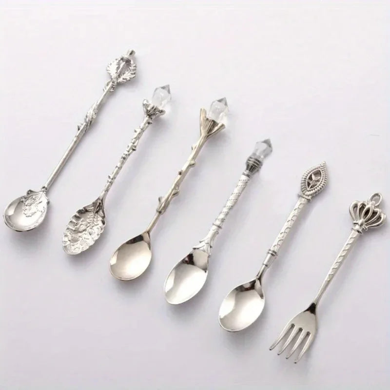 6pcs Vintage Royal Gold Carved Spoon & Fork Set – Coffee, Tea, Dessert & Fruit Cutlery Set