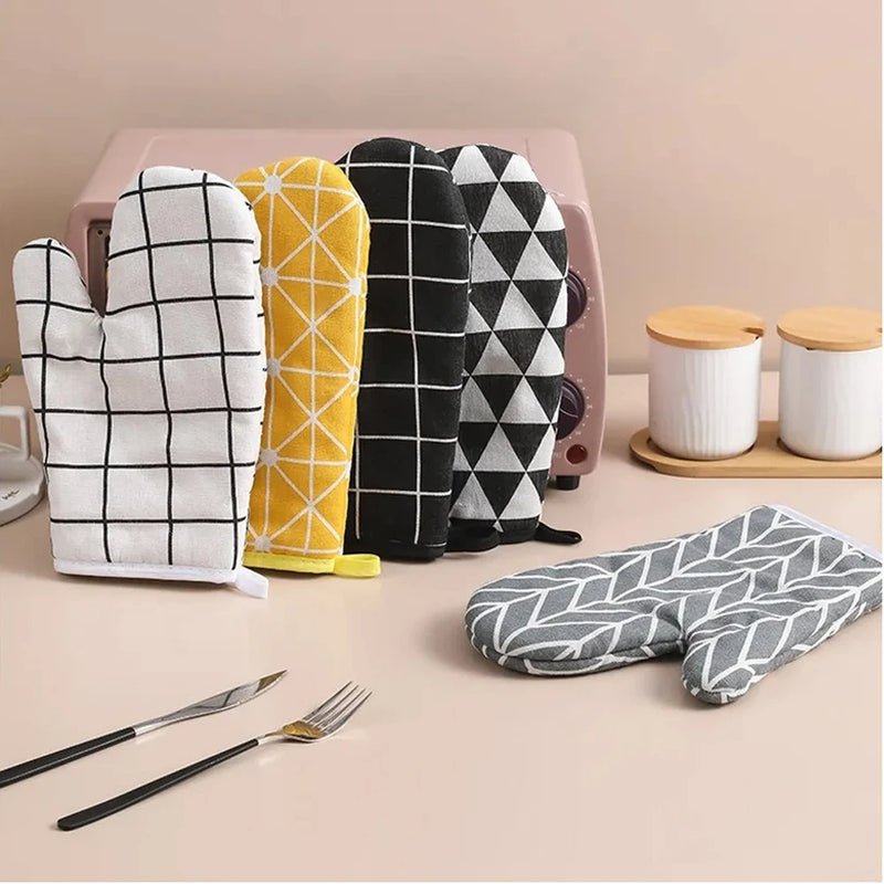 High-Temperature Resistant Oven Mitts – Linen Baking Gloves for Kitchen, Microwave & Grill Use