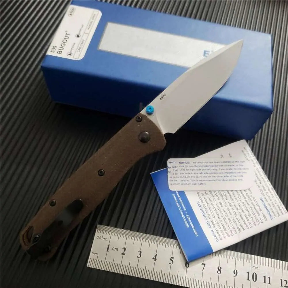 BM 535 BUGOUT for Hunting outdoor knives