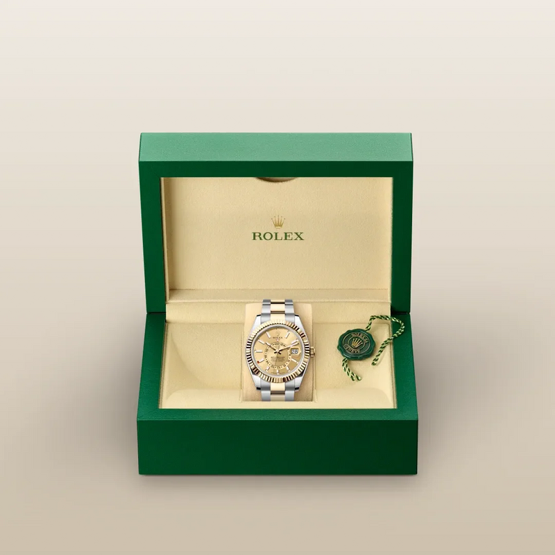 Sky-Dweller – 42 mm Yellow Rolesor | Dual Time Zone Luxury Watch in Steel and 18 ct Yellow Gold
