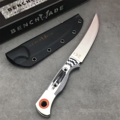 Benchmade BM 15500 for outdoor hunting